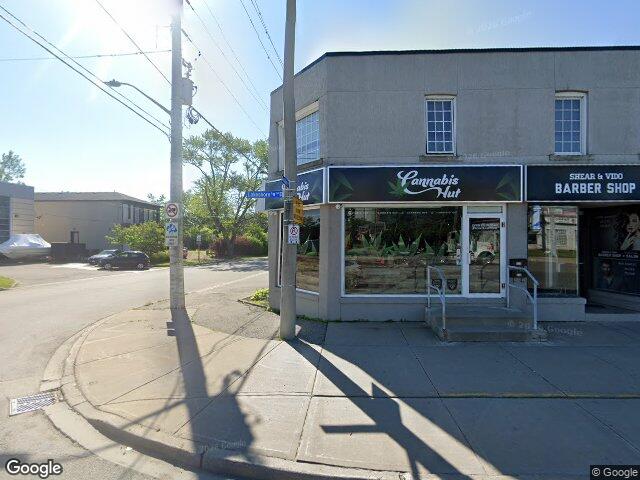 Street view for Cannabis Hut, 632 Lakeshore Rd E, Mississauga ON